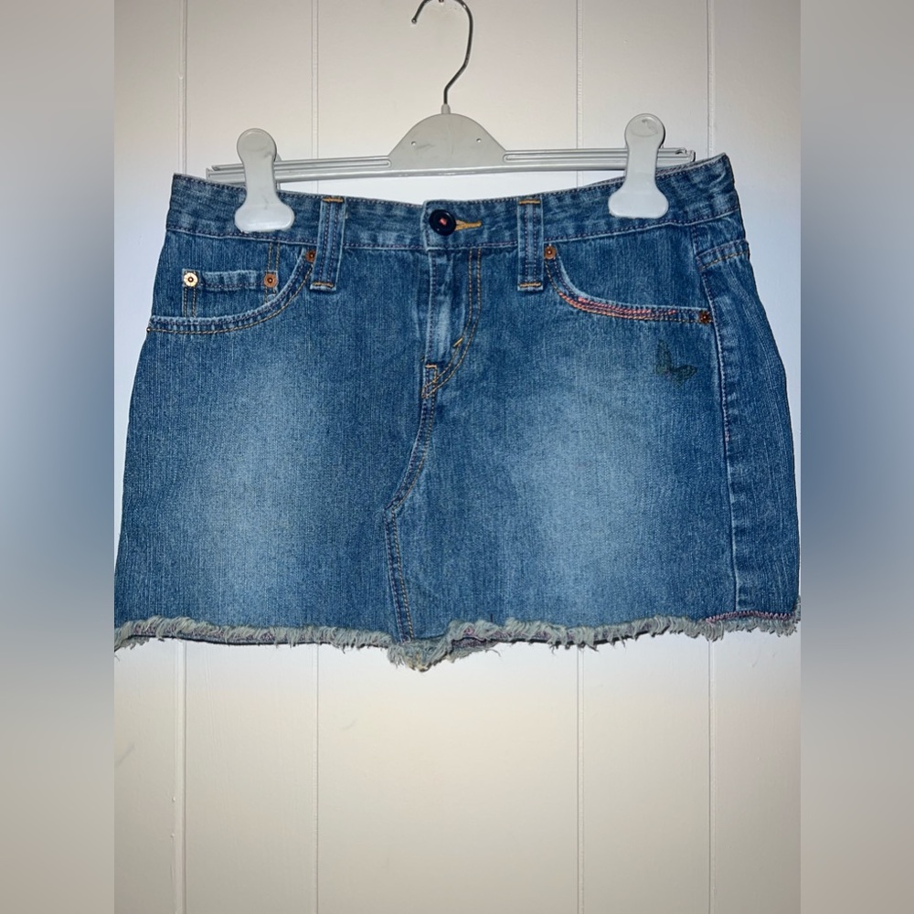 Levi’s women’s mini skirt denim